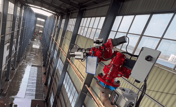 Противопожарният монитор с автоматично проследяване вече е напълно сглобен, тестван и скоро ще бъде изпратен